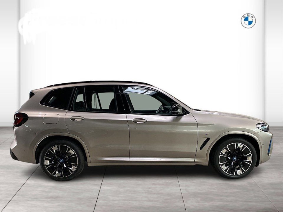 BMW iX3 Charged Plus M-Sport 5d