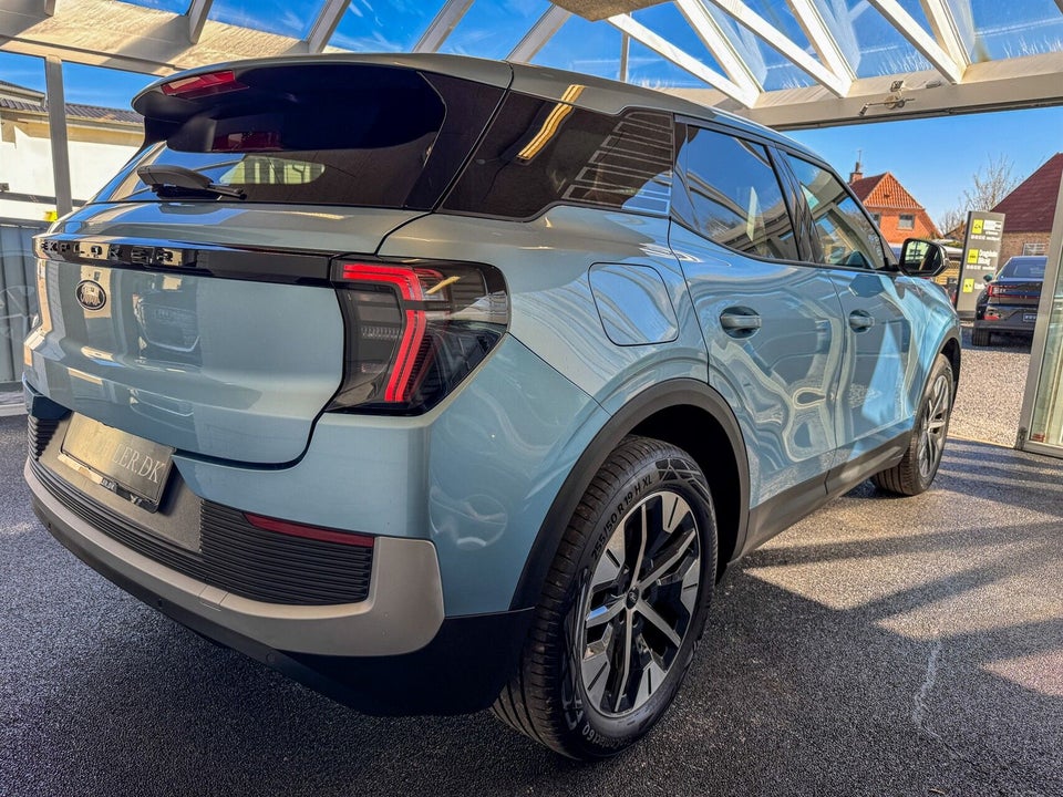 Ford Explorer 79 Select Extended Range AWD 5d