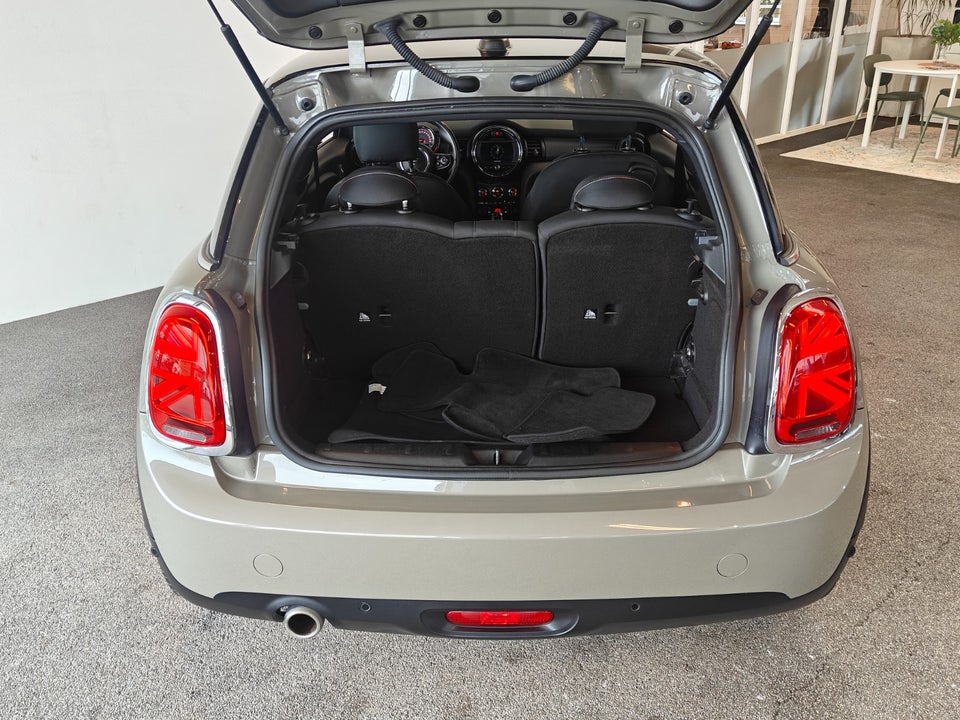 MINI Cooper 1,5 Essential aut. 3d