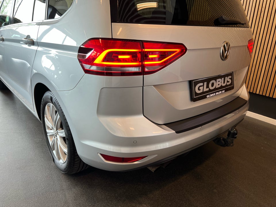 VW Touran 1,8 TSi 180 Highline DSG 7prs 5d