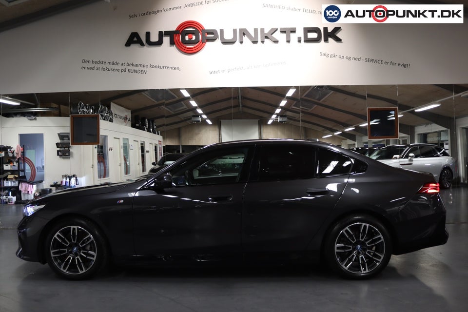 BMW i5 eDrive40 M-Sport 4d