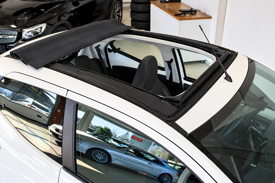 Toyota Aygo 1,0 VVT-i x-wave Sky 5d