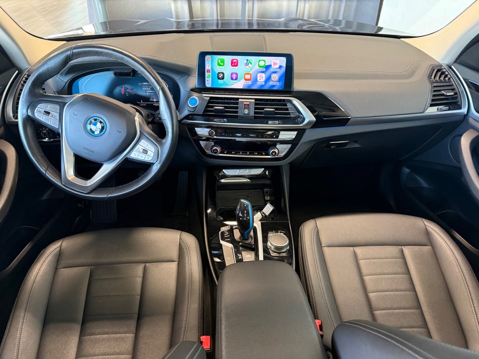 BMW iX3 Charged 5d