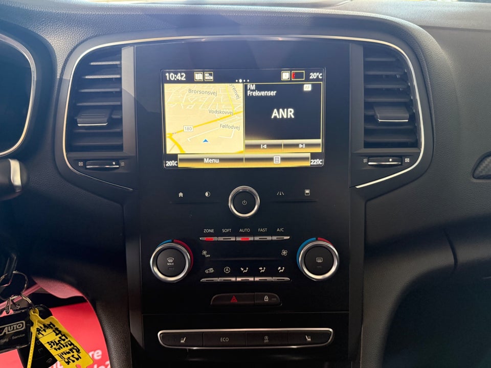 Renault Megane IV 1,3 TCe 140 Zen Sport Tourer EDC 5d