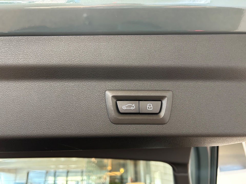 BMW iX2 xDrive30 Fully Charged 5d