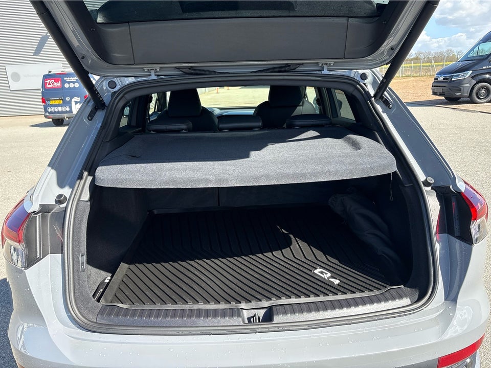 Audi Q4 e-tron 45 Ultra S-line 5d