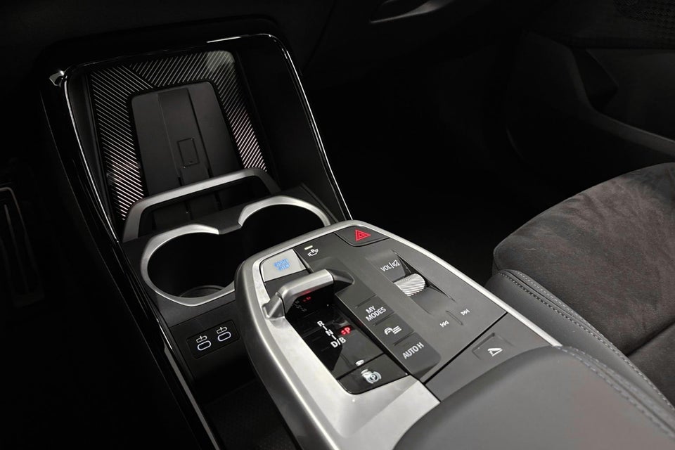 BMW iX1 eDrive20 M-Sport 5d