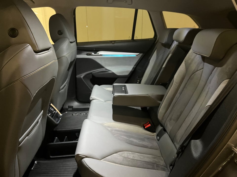 Skoda Enyaq 80 iV Lounge 5d