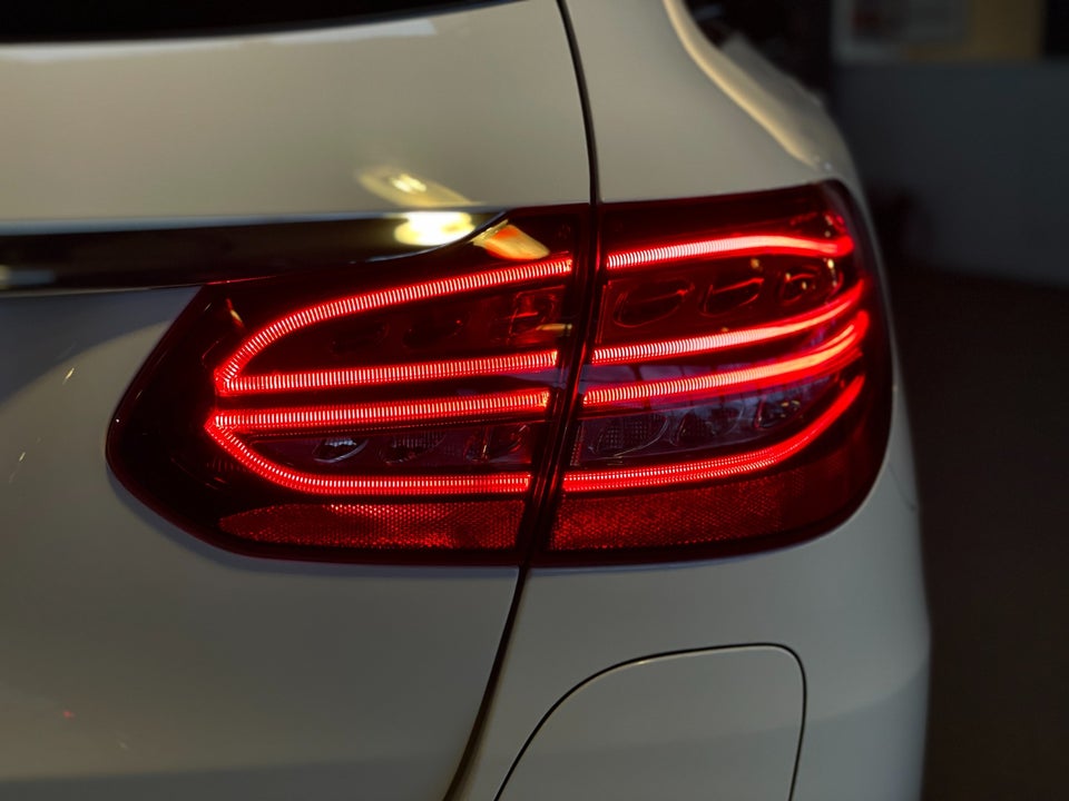 Mercedes C300 de 2,0 AMG Line Night Edition stc. aut. 5d