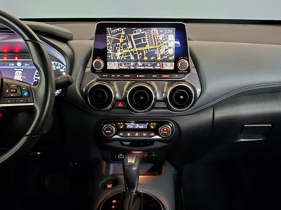 Nissan Juke 1,0 Dig-T 117 Tekna DCT 5d