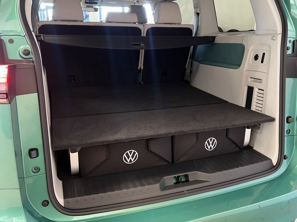 VW ID.Buzz 77 Pro SWB 5d