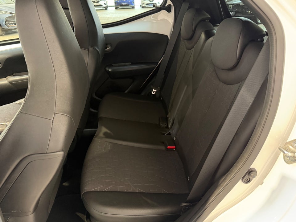 Toyota Aygo 1,0 VVT-i x-cite 5d
