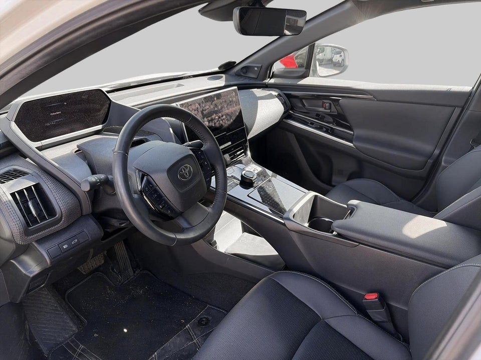 Toyota bZ4X Executive AWD 5d