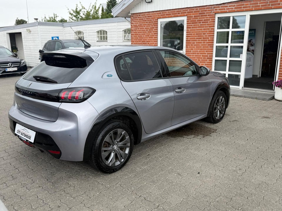 Peugeot e-208 50 Allure 5d