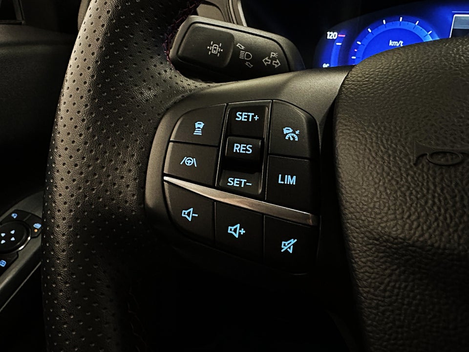 Ford Kuga 2,5 PHEV ST-Line X CVT 5d