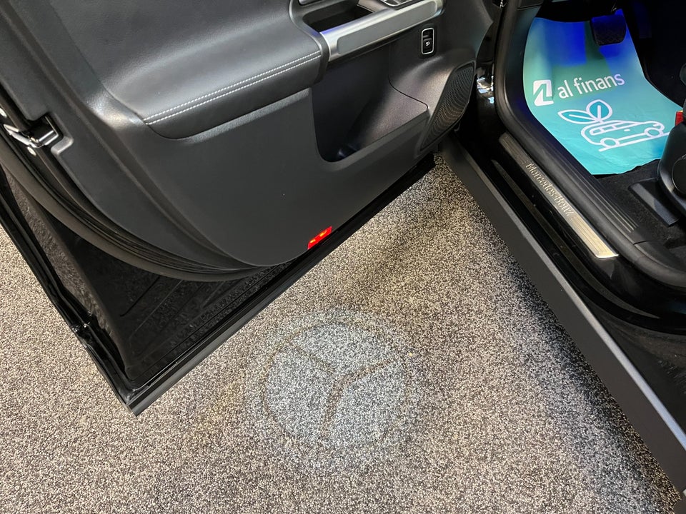 Mercedes EQB250 Progressive 5d