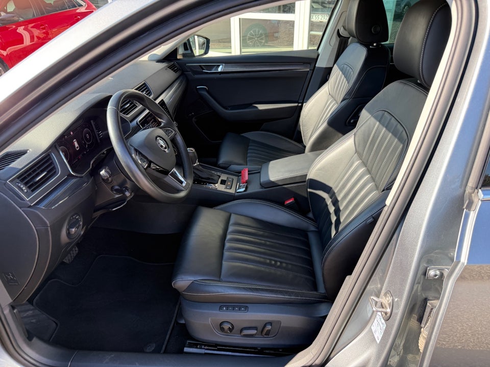 Skoda Superb 2,0 TSi 190 Business Executive Combi DSG 5d