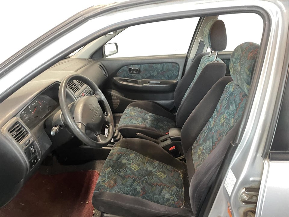 Nissan Almera 1,4i Nordic 4d