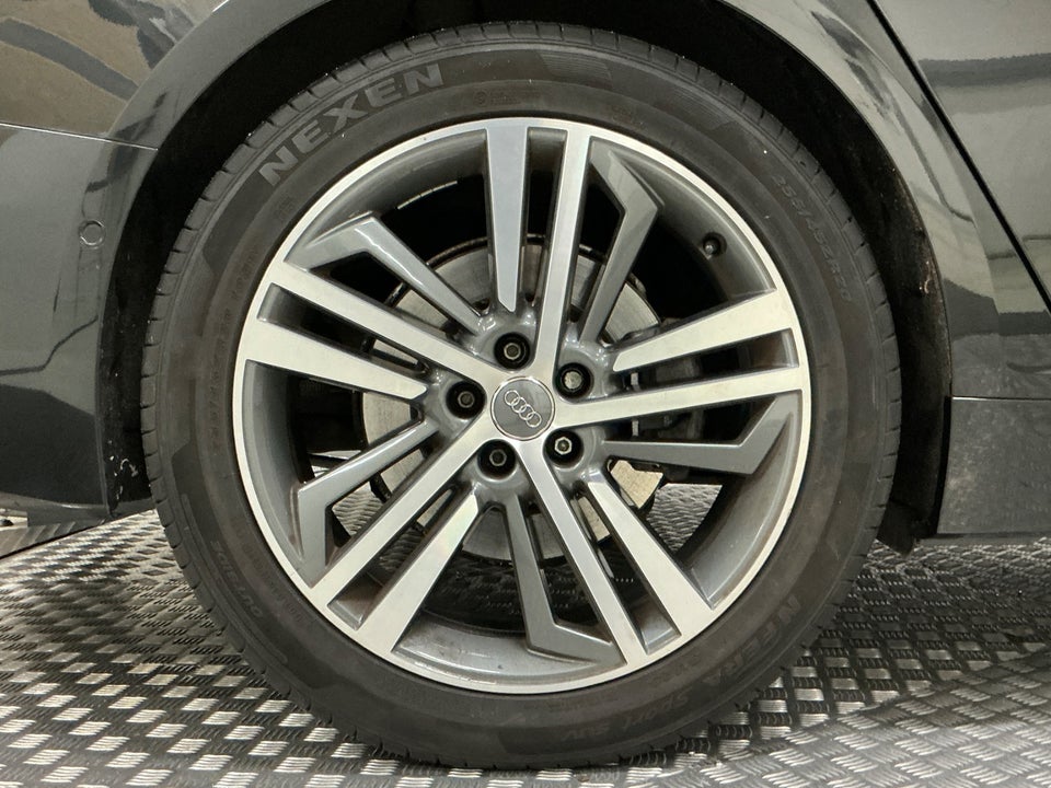 Audi A6 50 TFSi e Sport quattro S-tr. 4d