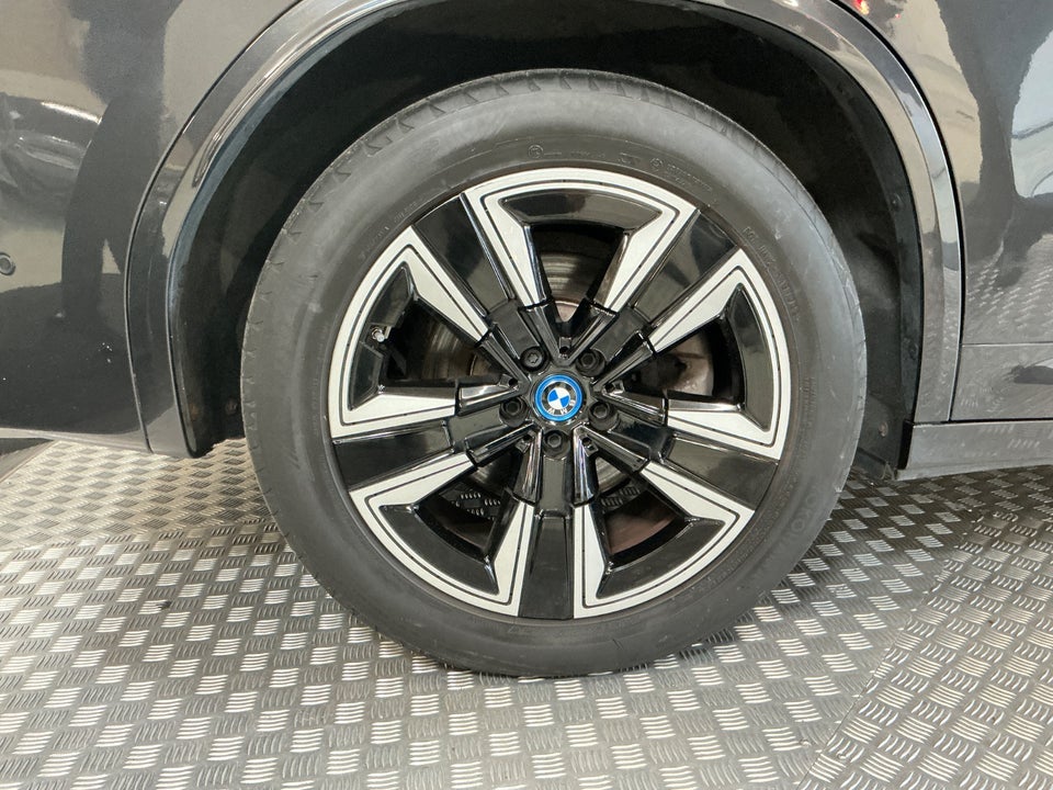 BMW iX3 Charged M-Sport 5d