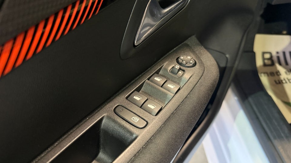 Peugeot e-208 50 Active Pack 5d