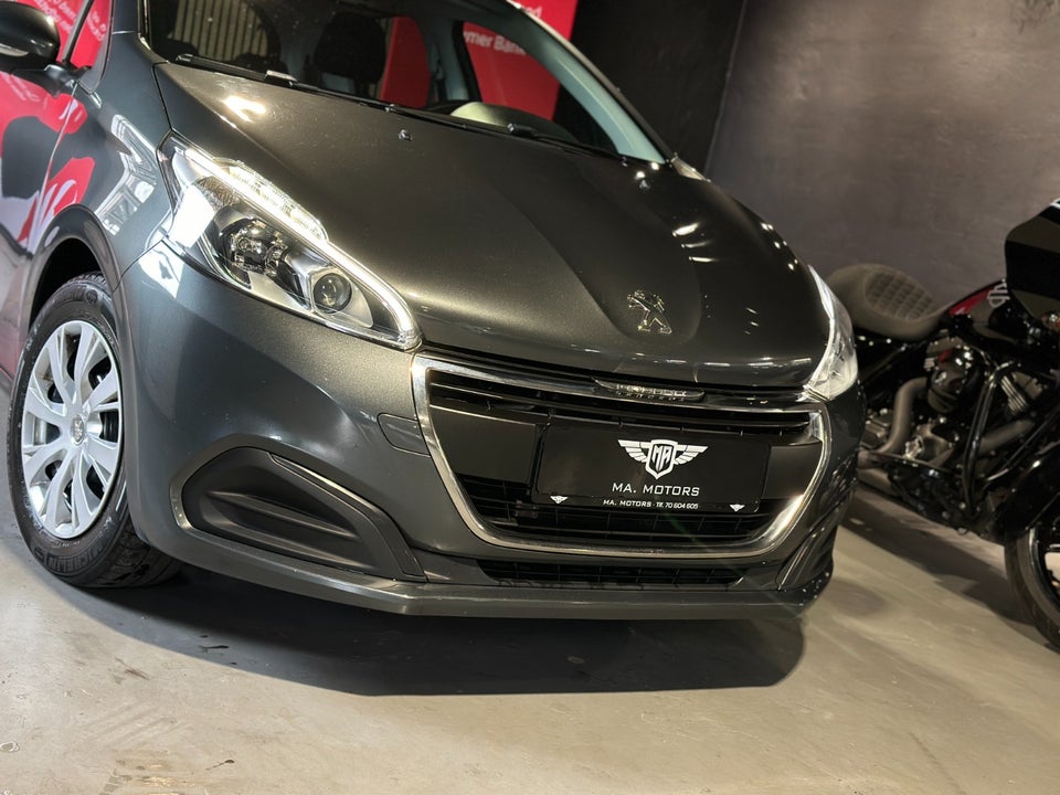 Peugeot 208 1,2 VTi 82 Chili 5d