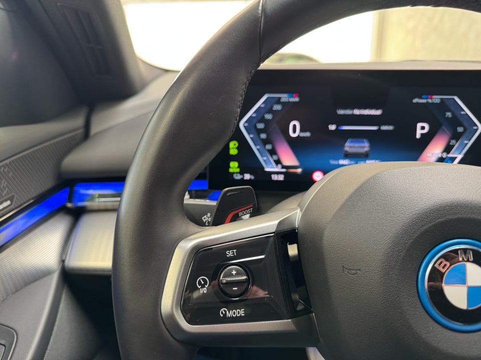 BMW i5 xDrive40 M-Sport 4d