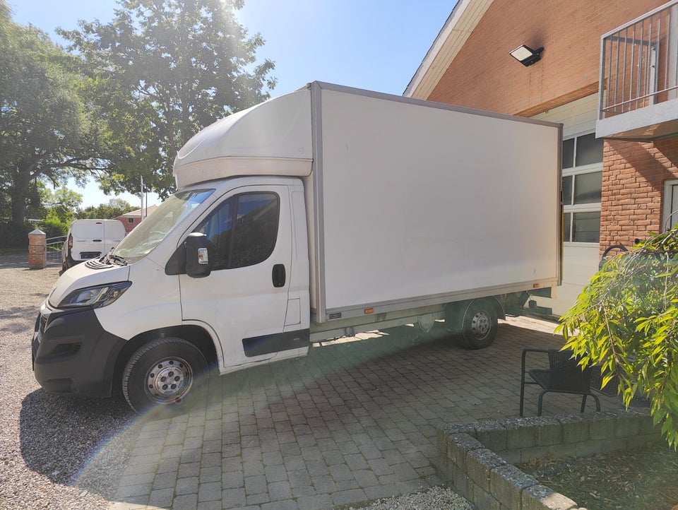Peugeot Boxer 335 2,2 BlueHDi 165 L3 Alukasse m/lift 2d