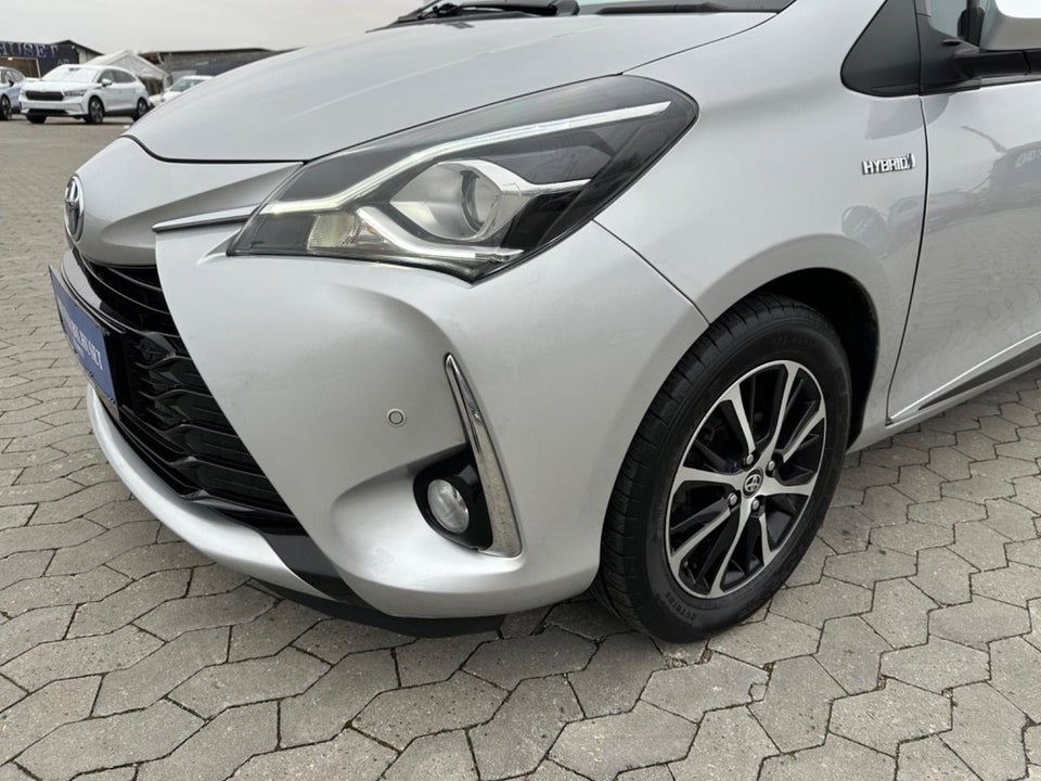 Toyota Yaris 1,5 Hybrid H3 Design e-CVT 5d