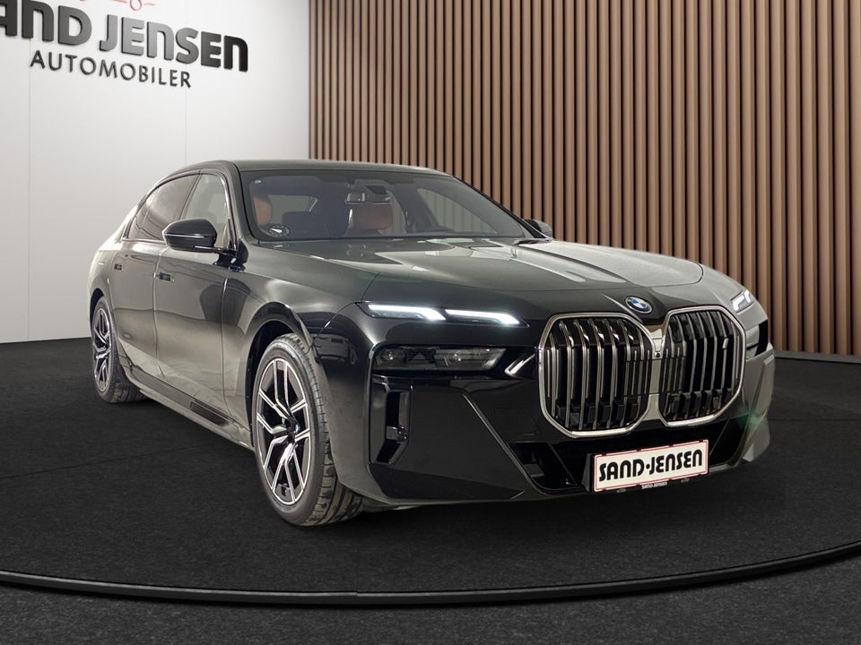 BMW i7 eDrive50 M-Sport 4d