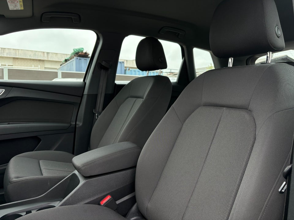 Audi Q4 e-tron 40 Attitude 5d