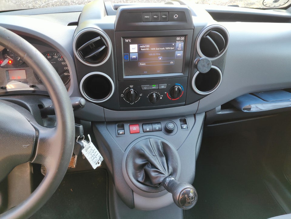 Peugeot Partner 1,6 BlueHDi 100 L2 Flex Van 5d