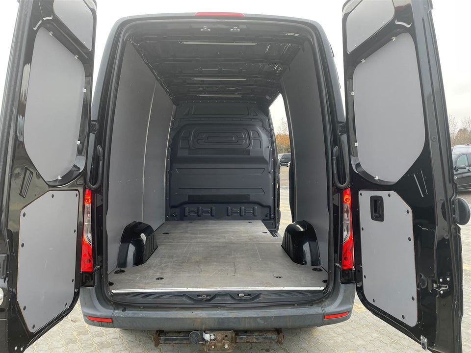 Mercedes Sprinter 316 2,2 CDi A2 Kassevogn RWD