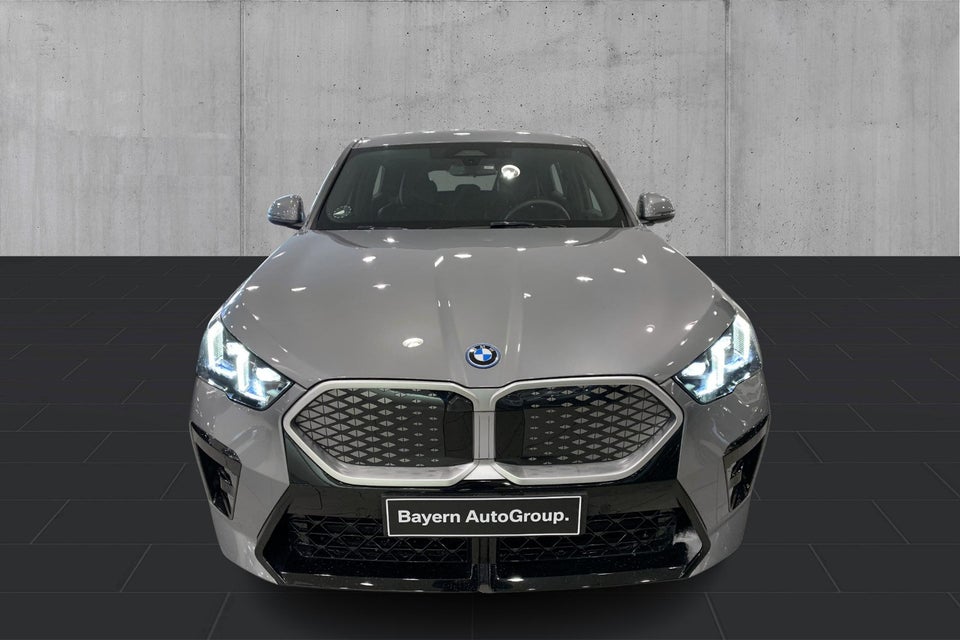 BMW iX2 eDrive20 M-Sport 5d
