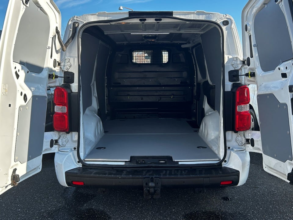 Peugeot Expert 2,0 BlueHDi 177 L3 Ultimate EAT8 Van