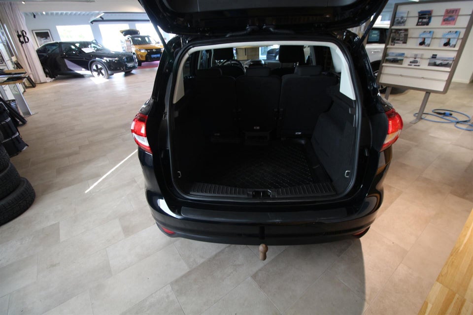 Ford C-MAX 1,0 SCTi 125 Titanium+ 5d