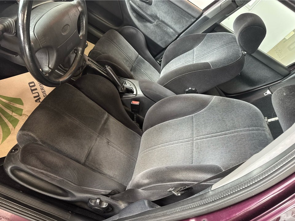 Ford Mondeo 2,5 V6 5d