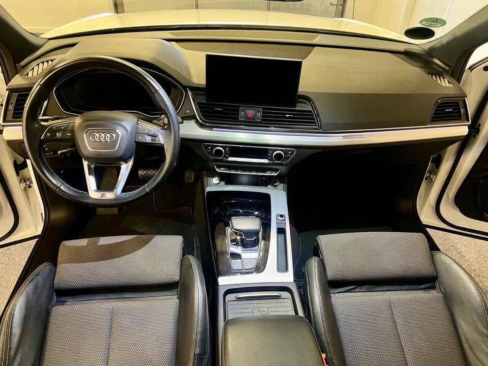 Audi Q5 50 TFSi e S-line quattro S-tr. 5d