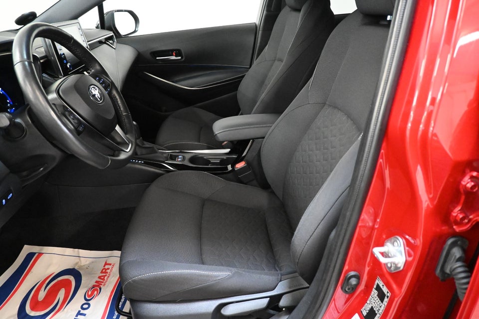 Toyota Corolla 1,8 Hybrid H3 Premium Touring Sports MDS 5d