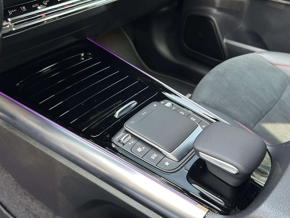 Mercedes EQA350 AMG Line 4Matic 5d