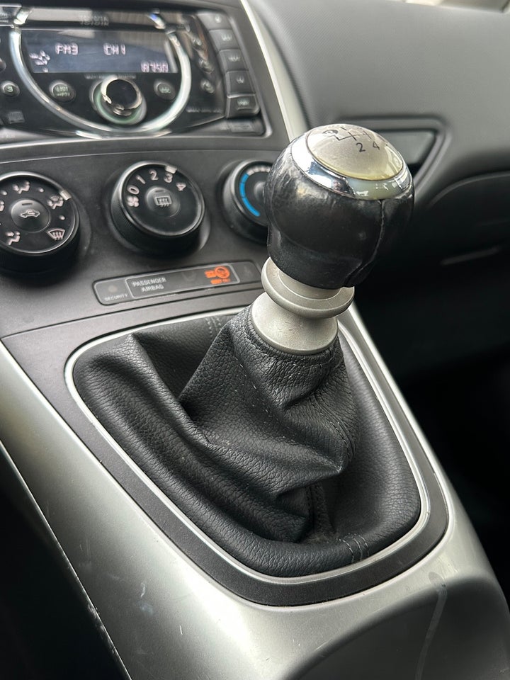 Toyota Auris 1,3 T2 5d