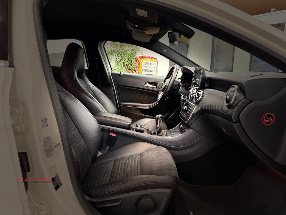 Mercedes A180 1,6 AMG Line 5d