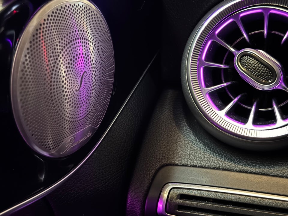 Mercedes C400 3,0 AMG Line stc. aut. 4Matic 5d