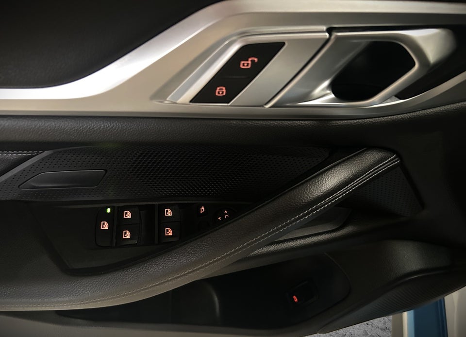 BMW i4 eDrive40 Charged 5d