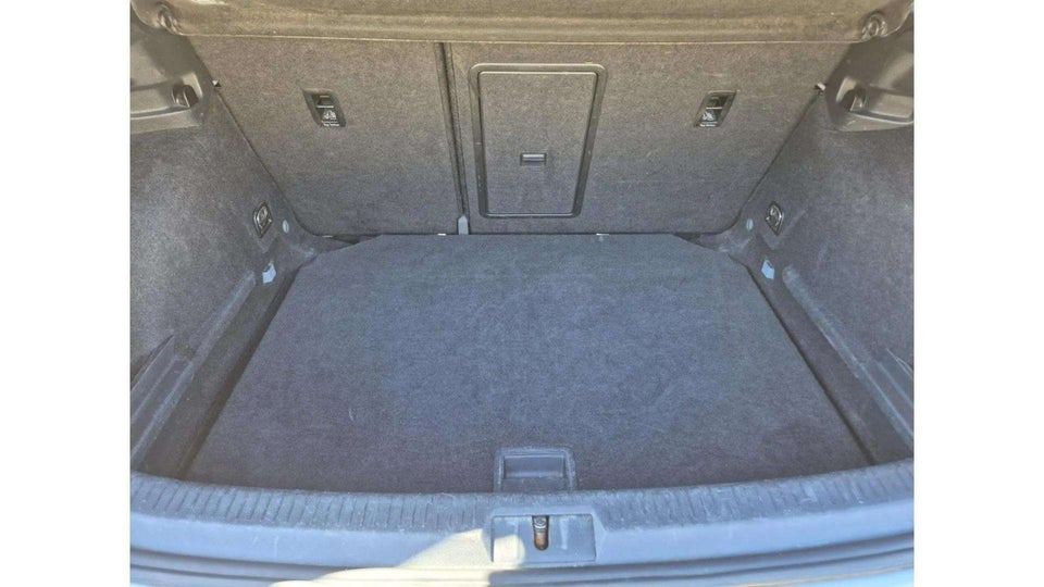 VW Golf VII 1,6 TDi 110 Edition 40 BM 5d