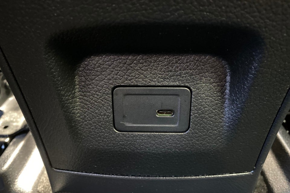 Mercedes EQA250+ 5d