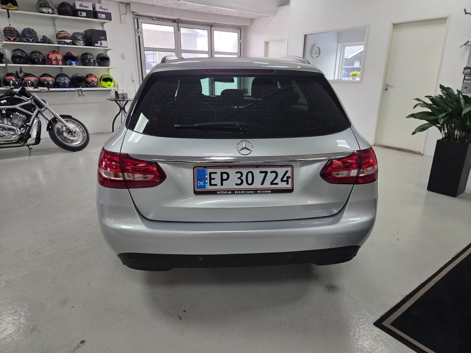 Mercedes C200 2,0 Avantgarde stc. aut. 5d