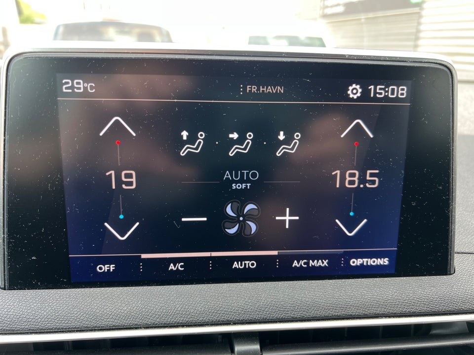 Peugeot 3008 1,5 BlueHDi 130 Allure EAT8 5d