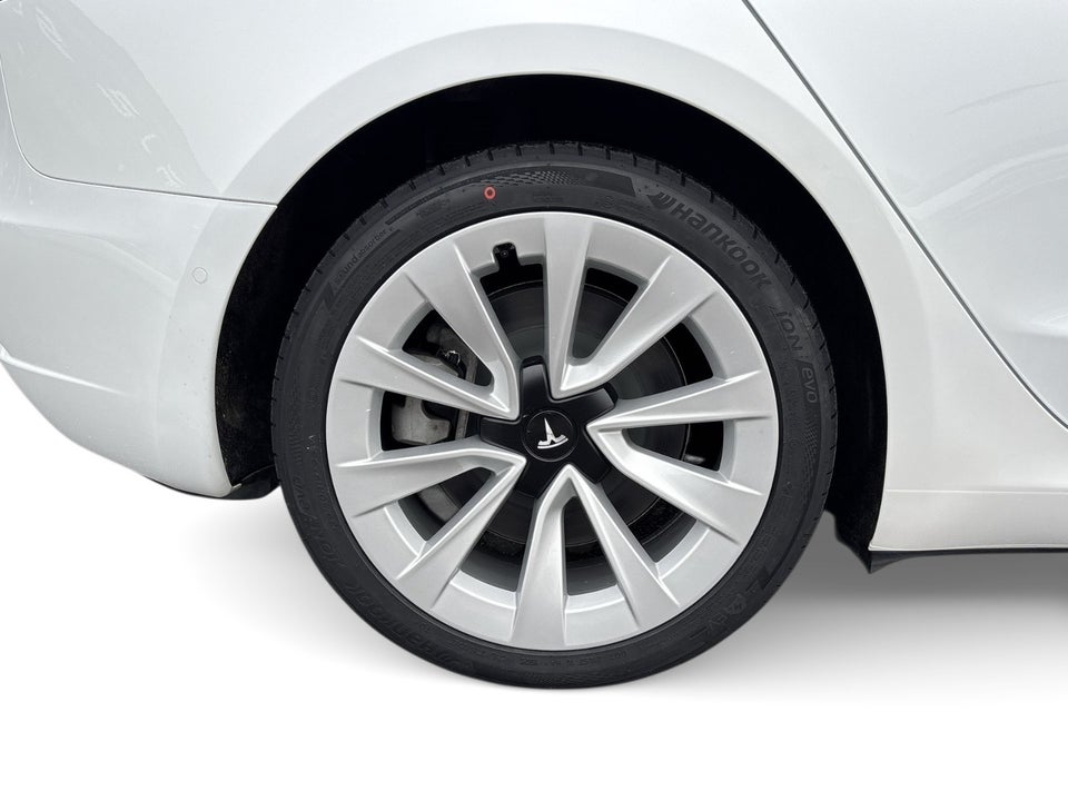 Tesla Model 3 RWD 4d