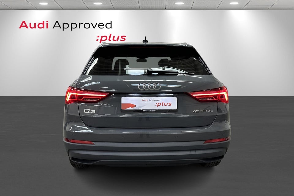Audi Q3 45 TFSi e Attitude plus S-tr. 5d